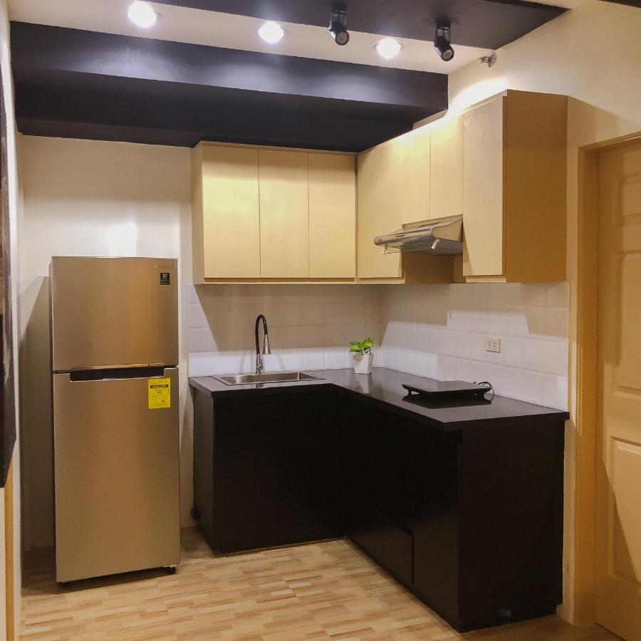 Hotel Ambiance, Spacious 2-Bedroom Condo In Qc Manila Exterior photo